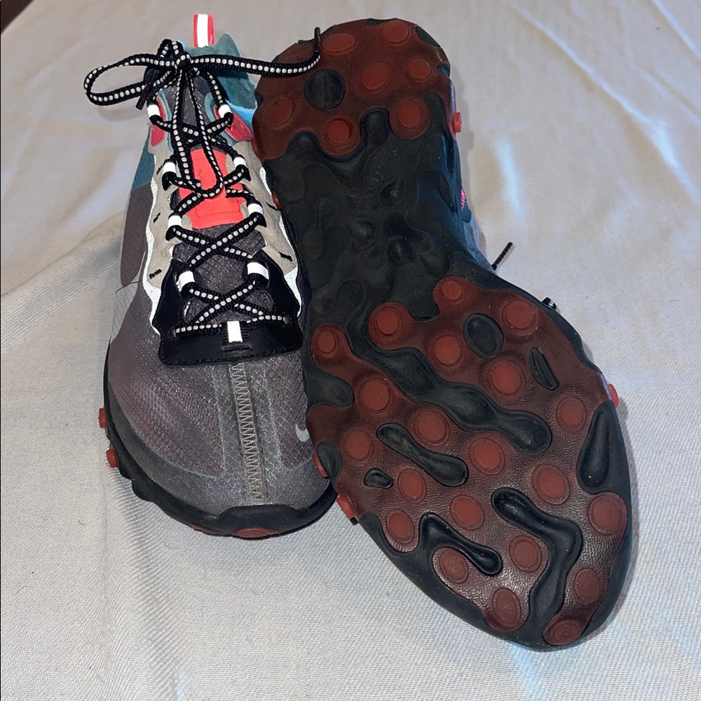Nike React Element 87
Blue Chill Solar Red SZ 11.5 - Picture 9 of 12